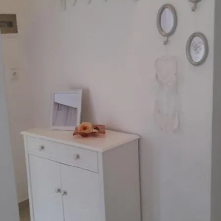 House Of Shine Apartman *